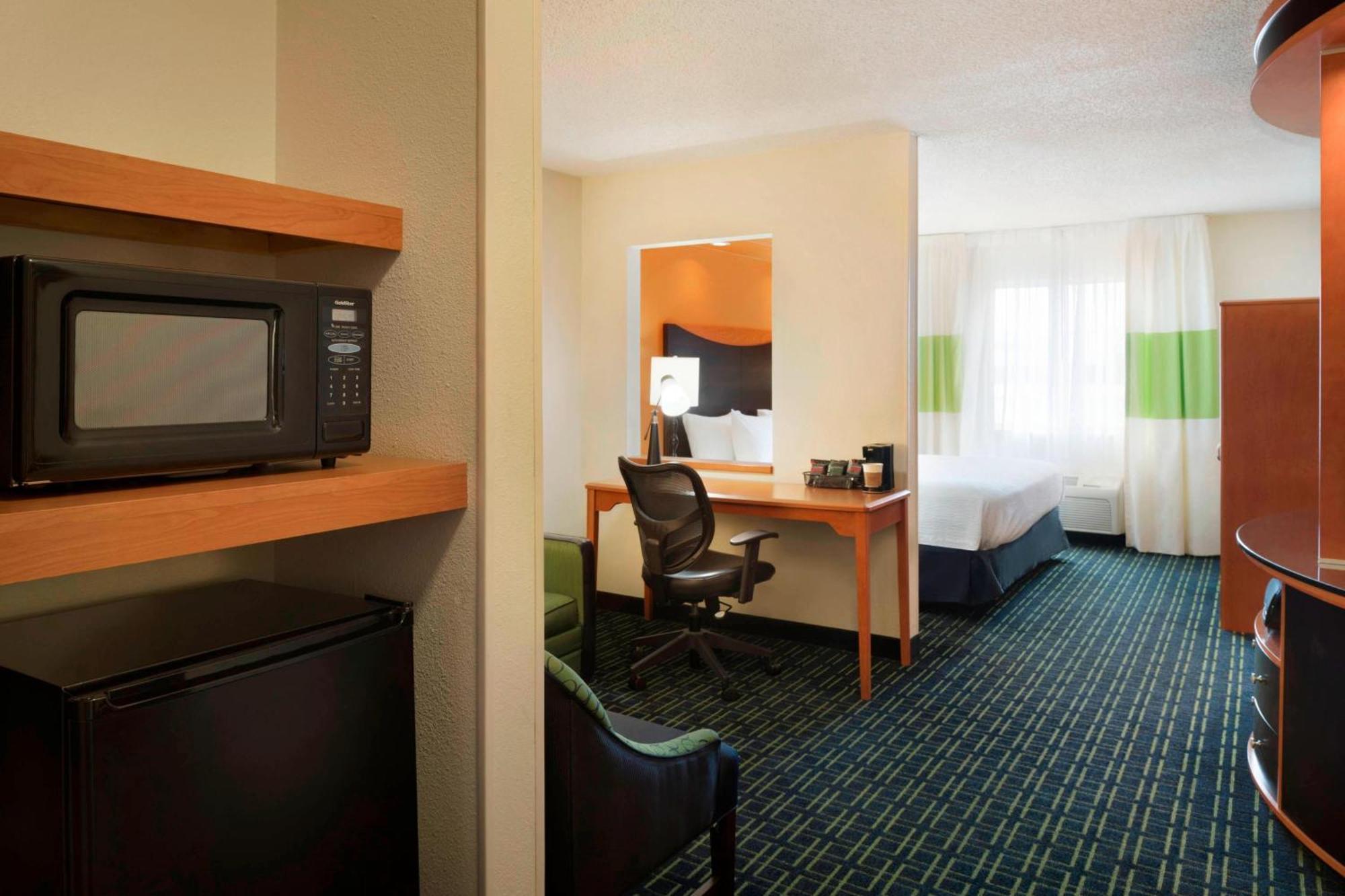 Fairfield Inn & Suites By Marriott Champaign Exterior foto